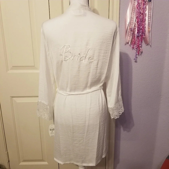 Secret Treasures Wedding Bride Satin Robe S 4-6 - Picture 4 of 7